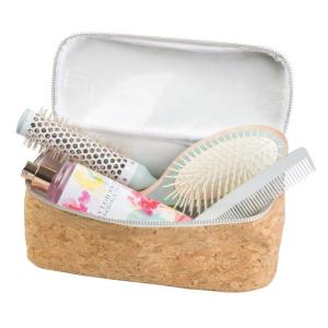 China Custom Leather Cosmetic Bag , Bath Family Compact Wash Bag Eco Friendly wholesale
