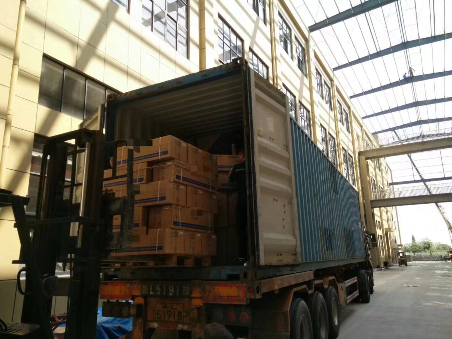 20Kw Wind Turbine Generator 500W Horizontal Wind Turbine Generator 24-220V-3000M/S Wind Turbine Generator Motor
