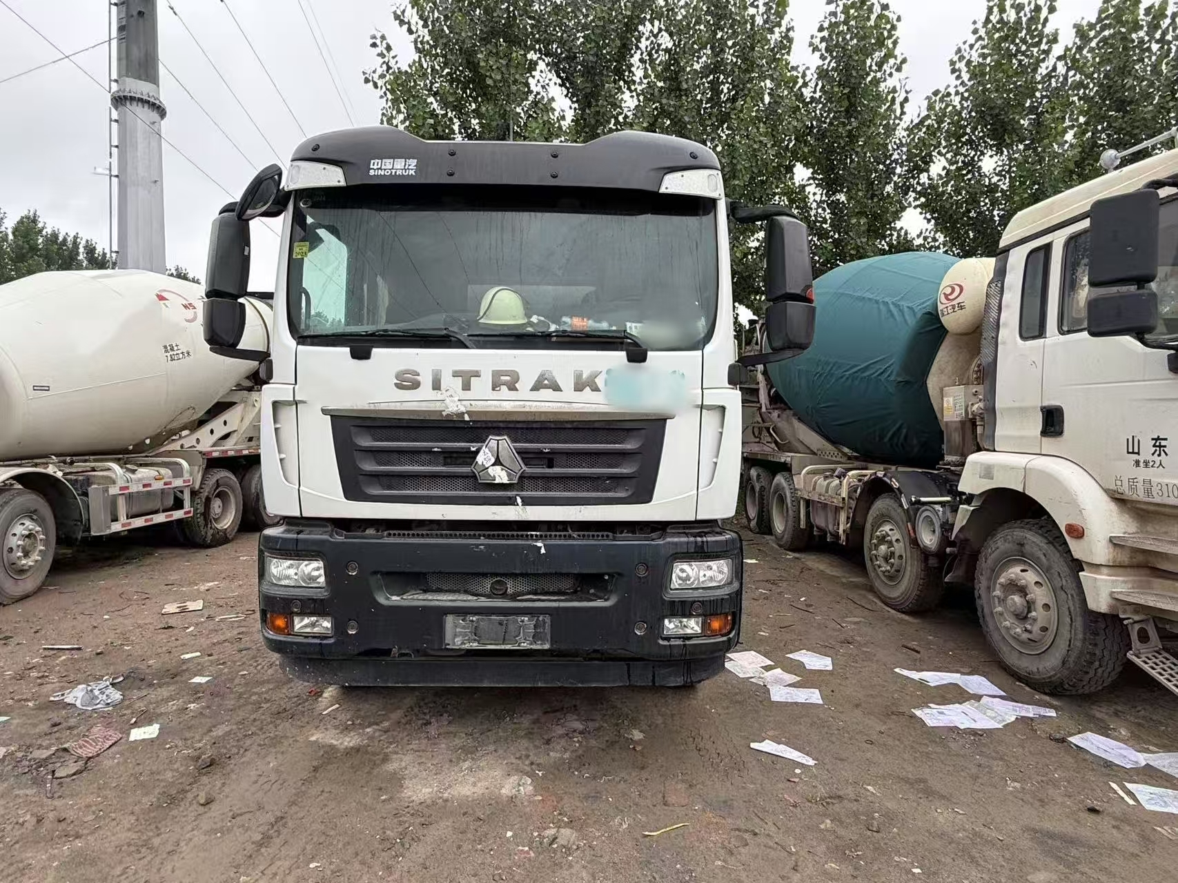 Original 2020 Lingyu Used Concrete Mixer with Sitrak Truck 12 Cubic Meters 12m3 12cbm