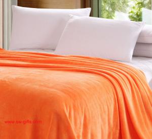 China Flannel air/sofa/bedding Solid Color Blanket Throw and Double Faced Travel Flannel Blanket wholesale
