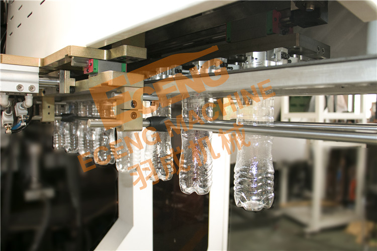 8 Cavity Automatic Plastic Bottle Blowing Machine K8 14000-18000BPH