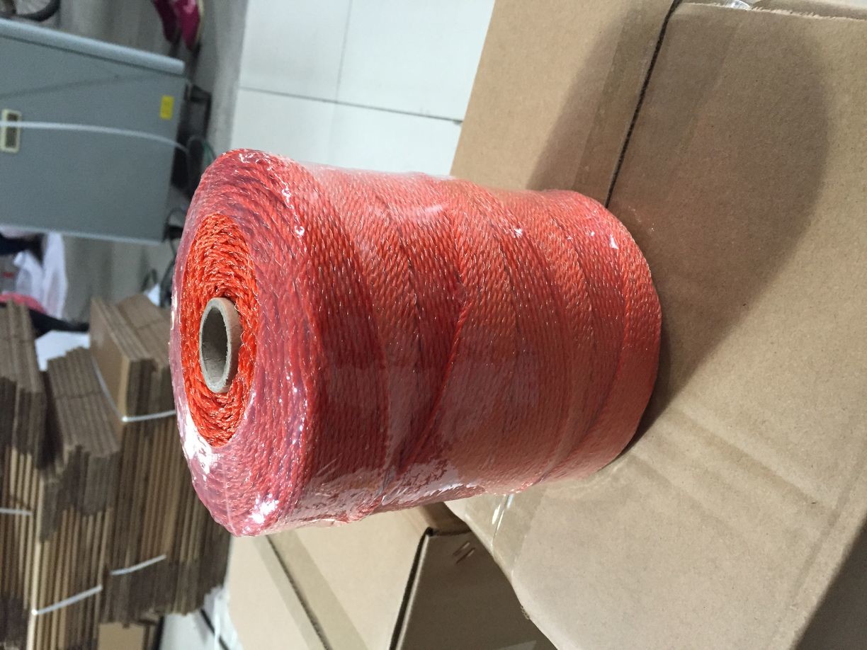Hot sale electric fence shock PE UV stabilized poly rope for animal farm fence QL715