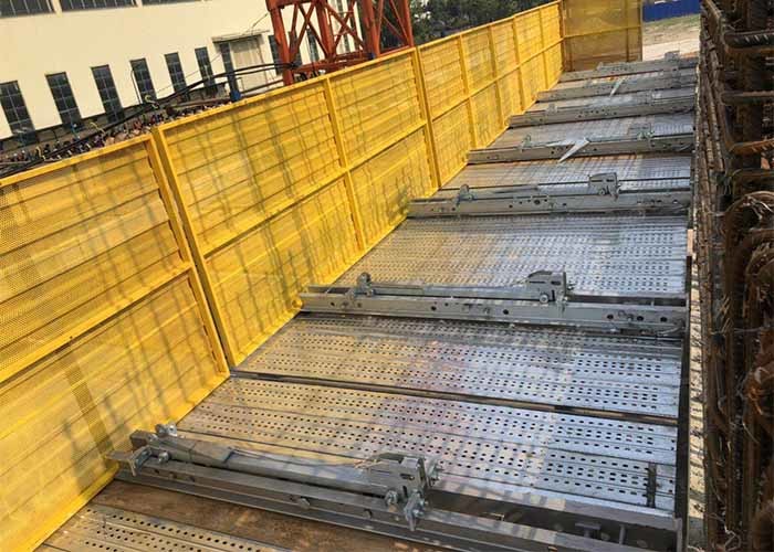 Light Weight Steel Construction Handrails And Construction Work Platform