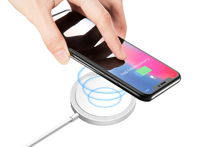 USB-C Port 15W Fast Charging Qi Magnetic Charging Pad