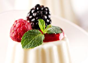 China Thickener / Emulsifier Distilled Monoglyceride DMG For Cosmetics , Food wholesale