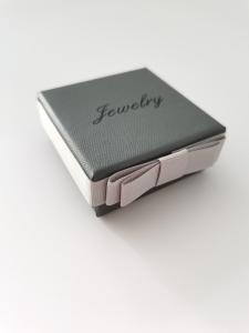China Cosmetics Printed Custom Kraft Paper Packing Box Degradable Embossing wholesale