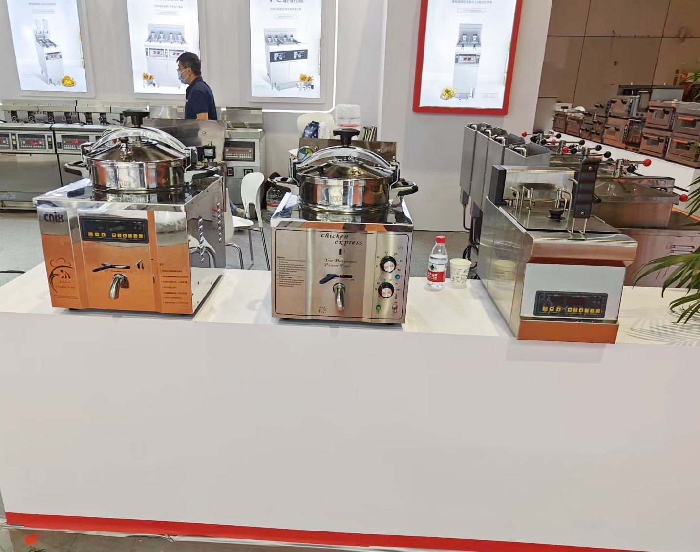 Mechanical Panel 16L 3KW 220V/110V Chicken Express Table Top Pressure Fryer