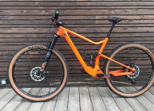 China 29 Dual Shockingproof MTB Carbon Mountain Bike 11 Speed Disc Brake wholesale