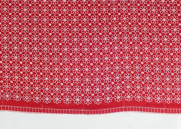 Eyelet Chiffon Polyester Red Stretch Lace Fabric , Colored Flower Lace Dress Fabric
