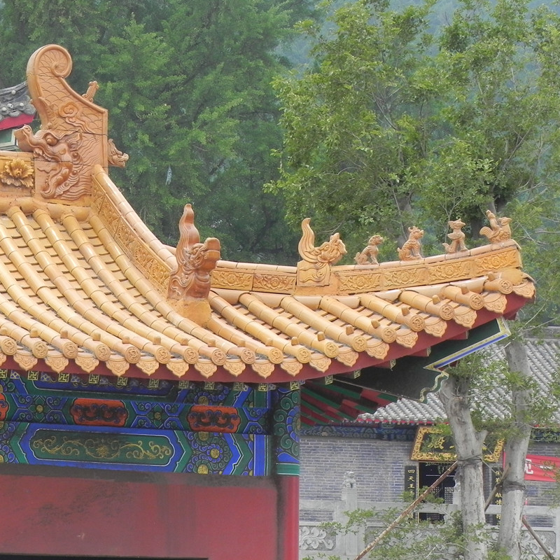 Glazed Architectural Ornamental Clay Ridge Tiles Phoenix Roof Figures