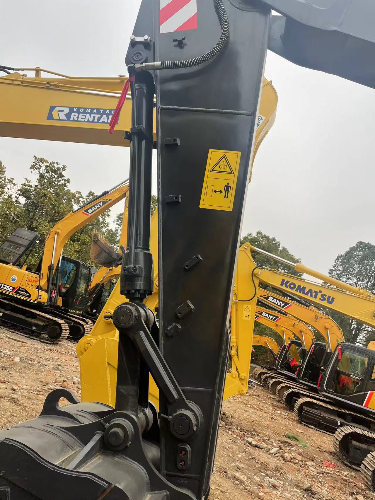 Used 14 Ton Digging Machine VOLVO EC140B Second Hand Excavator