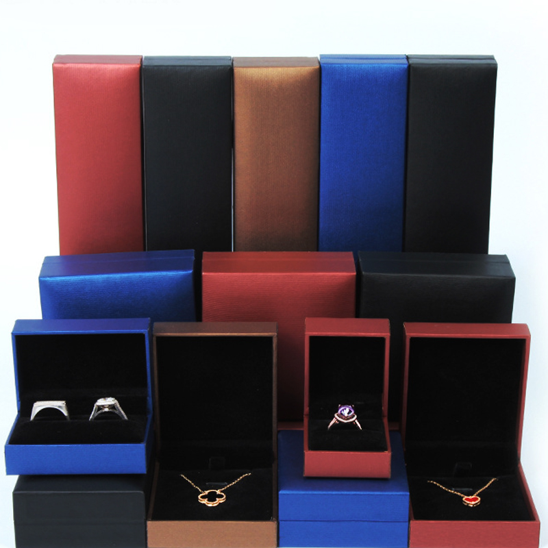 Customized Luxury Jewelry Gift Box for Earrings Bracelets Necklaces Elegant Packaging