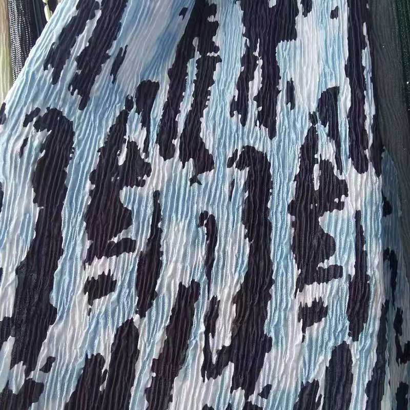 Dot Zebra Digital Print Tie Dye Pleated Crepe Woven Fabric 100gsm-250gsm