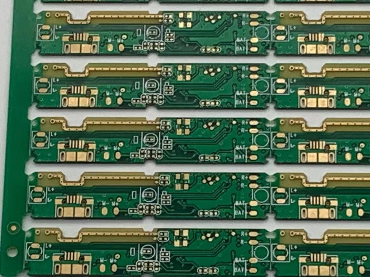 Multilayer PCB Board High TG Hard Golden Finger 6 Layer Professional DIP Printed Circuit Board