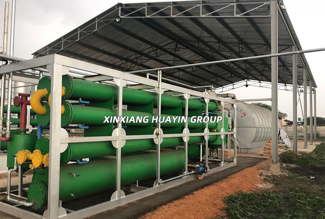 Small 500kg Waste Plastic Tyre Pyrolysis Machine To Convert Plastic Into Fuel Gas