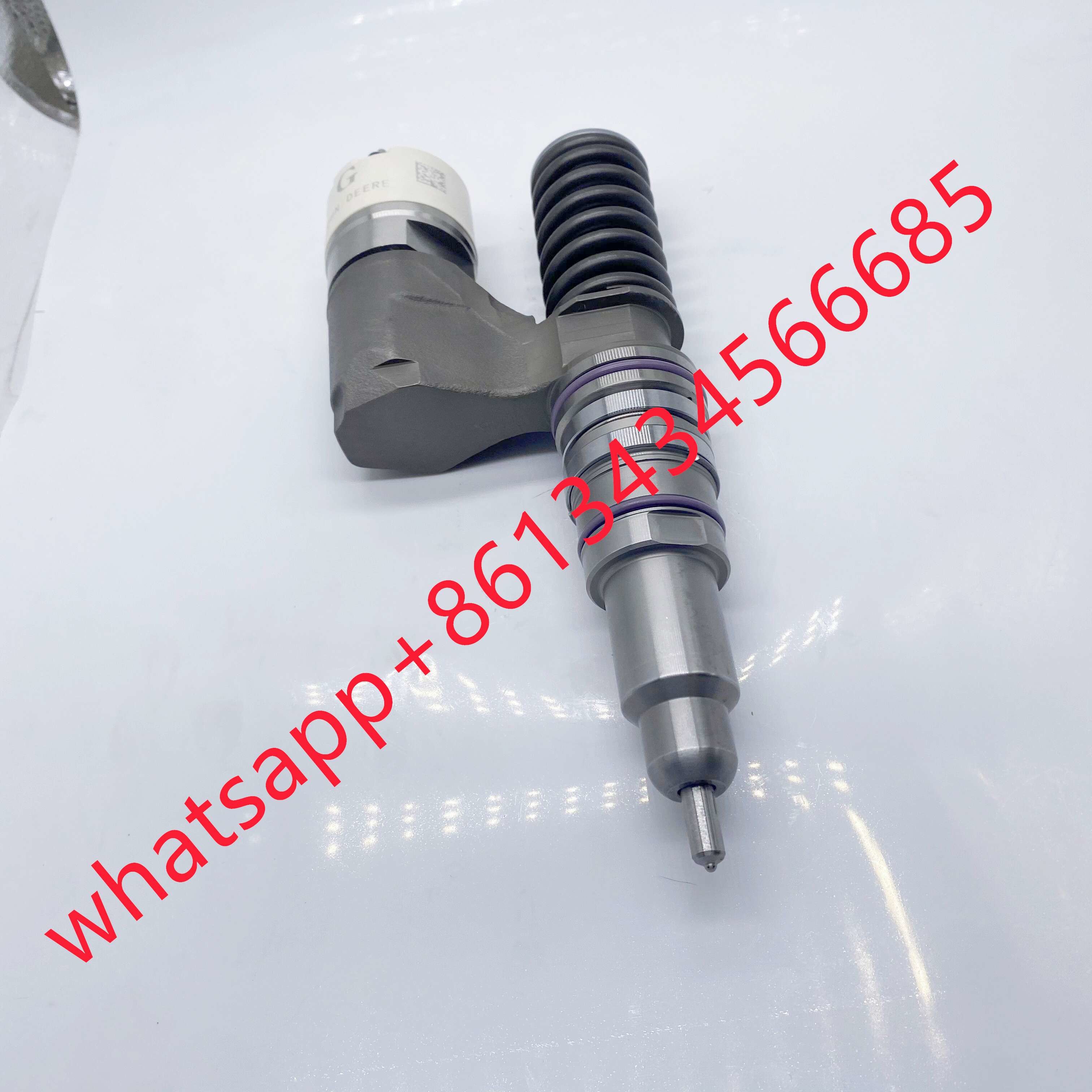 Large market demand for high-quality diesel common rail injectors BEBE4B17102 RE517659