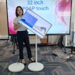 32 Inch Private Moving Standing Touch Screen Kiosk With Battery