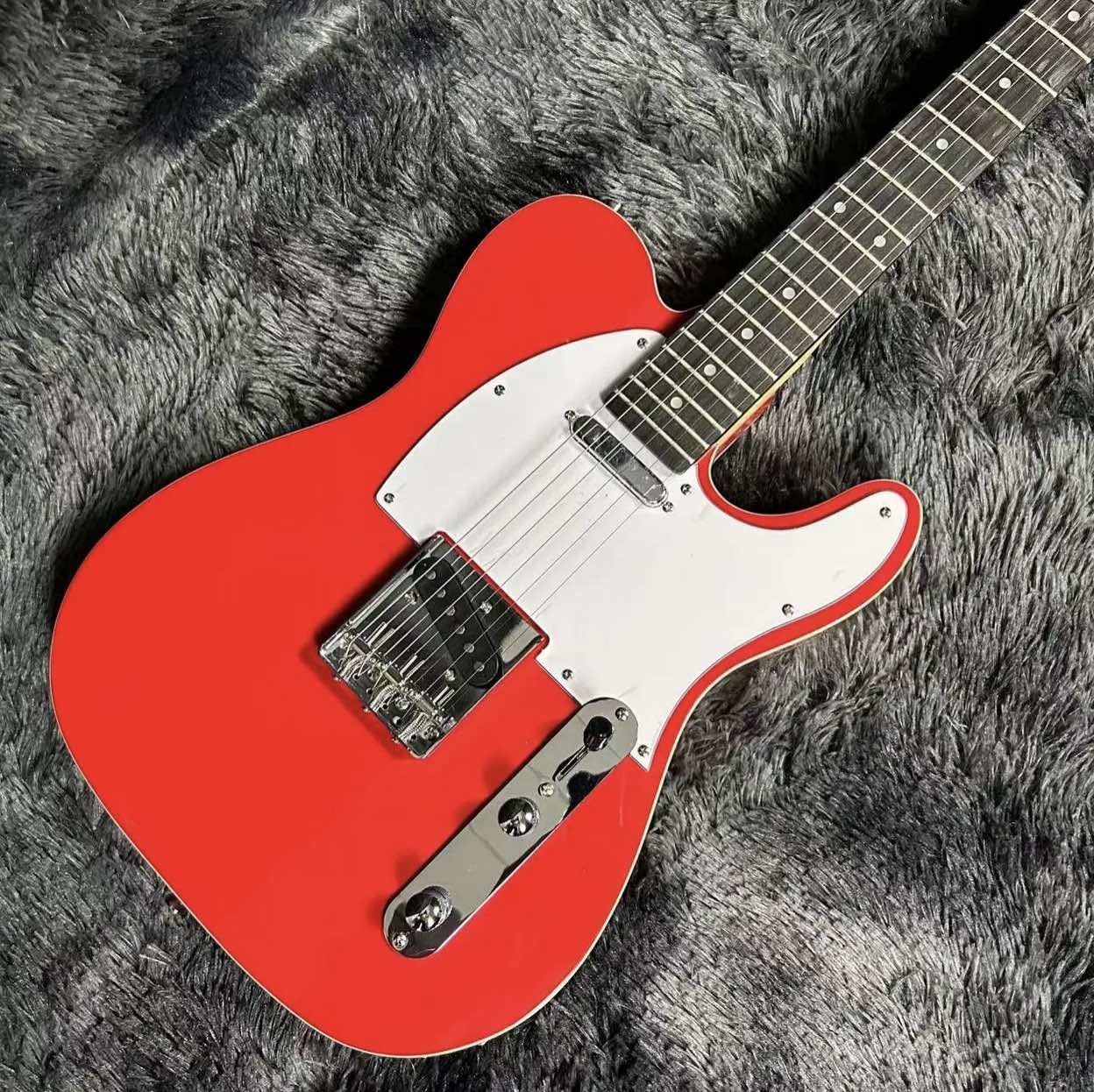 Custom Tele Electric Guitar, Mahogany Body, Red Color, Double Binding, Rosewood Fretboard, 6 Strings, 22 Frets, Dropship