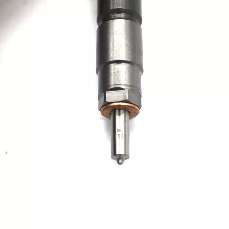 0445120066 0445120067 Excavator Common Rail Injectors for Volvo Deutz EC210 D6E Fuel Diesel Engine Guaranteed 20X5X5 cm