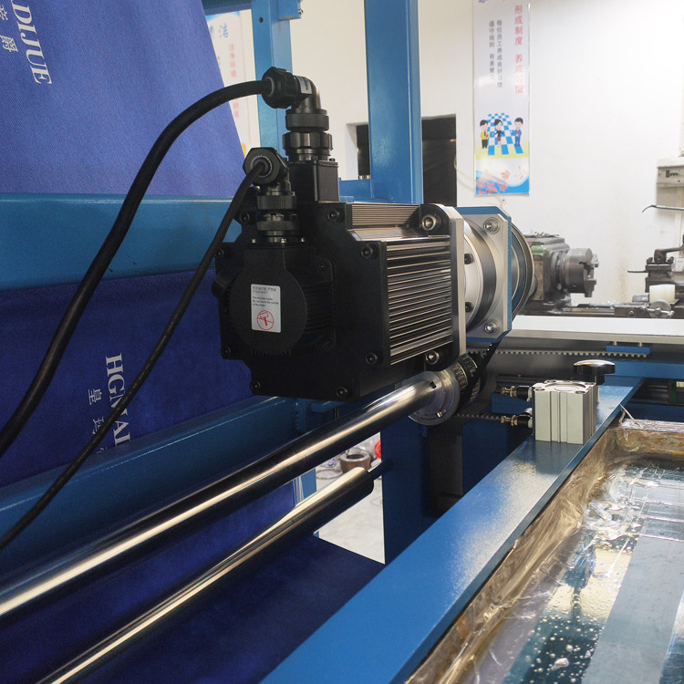 High Quality Single Color Roll To Roll Non Woven Automatic Screen Printing Machine