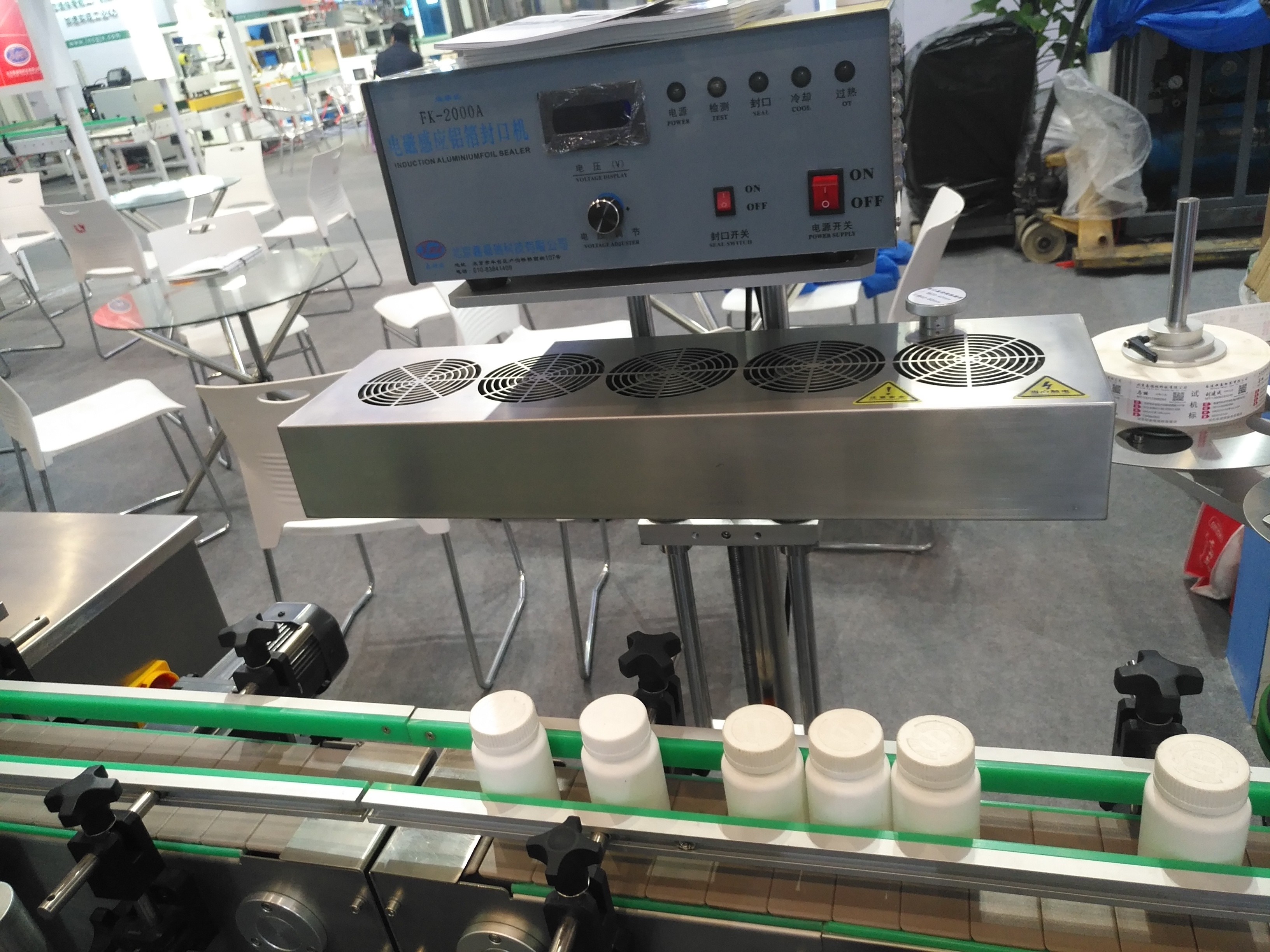 SS304 Material Automatic Capsule Machine 40 - 230 Bags/Min 1 Year Warranty