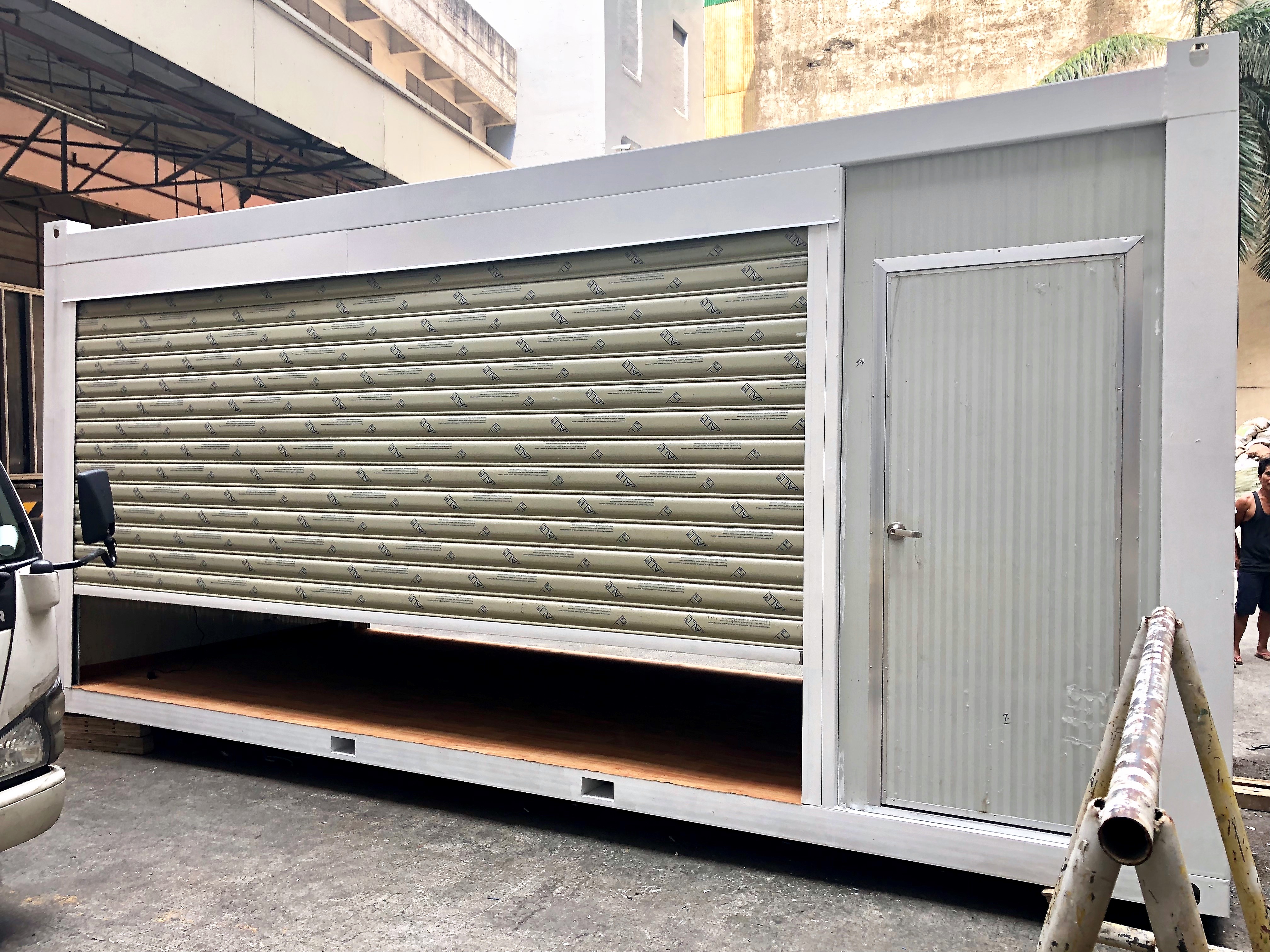 Customized 20FT/40FT Hotel Prefab Modern House Flat Pack Container Villa for Hotel Accommodation Solutions