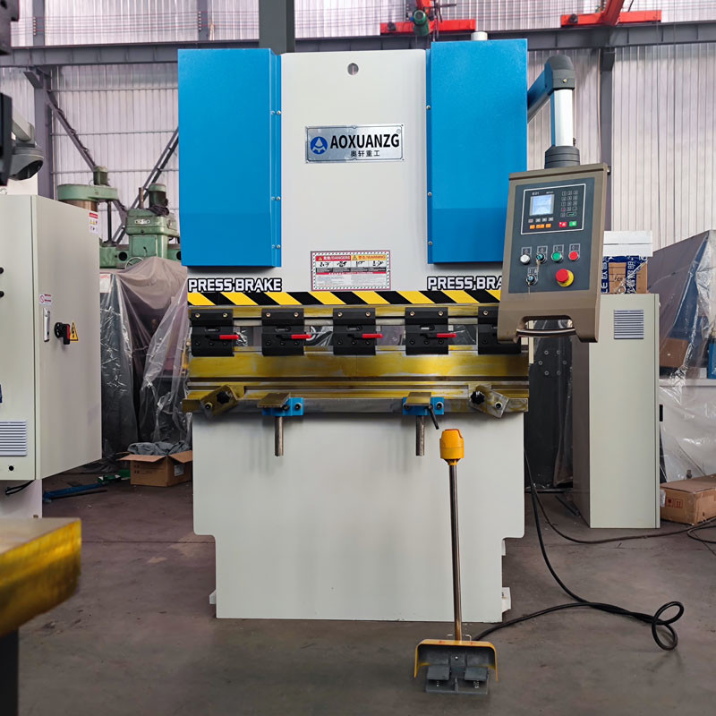 1200MM Small Torsion Bar Press Brake 400 Kn For 2mm Stainless Steel