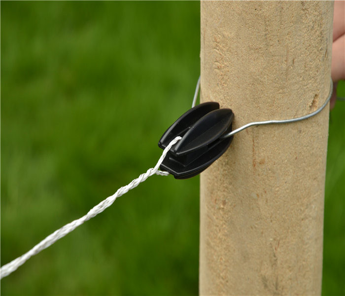 Electric Fence High Strain Post Insulator Voltage Plastic Square Tube Insulator