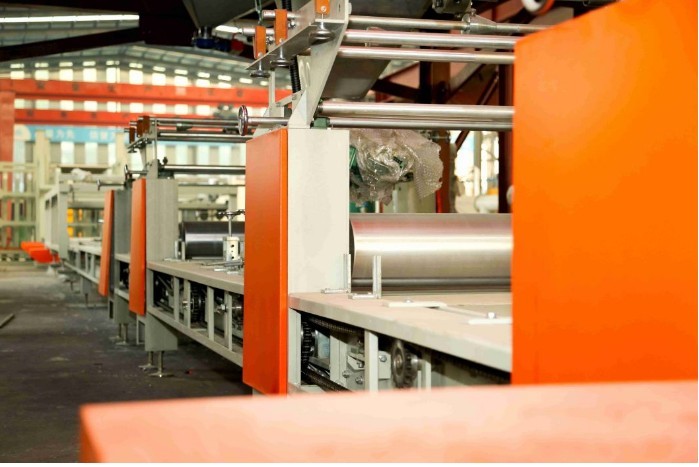 Magnesium Oxide Ceiling Board And Sandwich Wall Panel Making Machine 1 Years Warranty