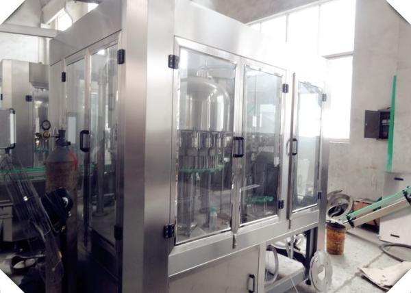 CO2 Carbonated Beverage Filling Machine , Electric Carbonated Drink Canning