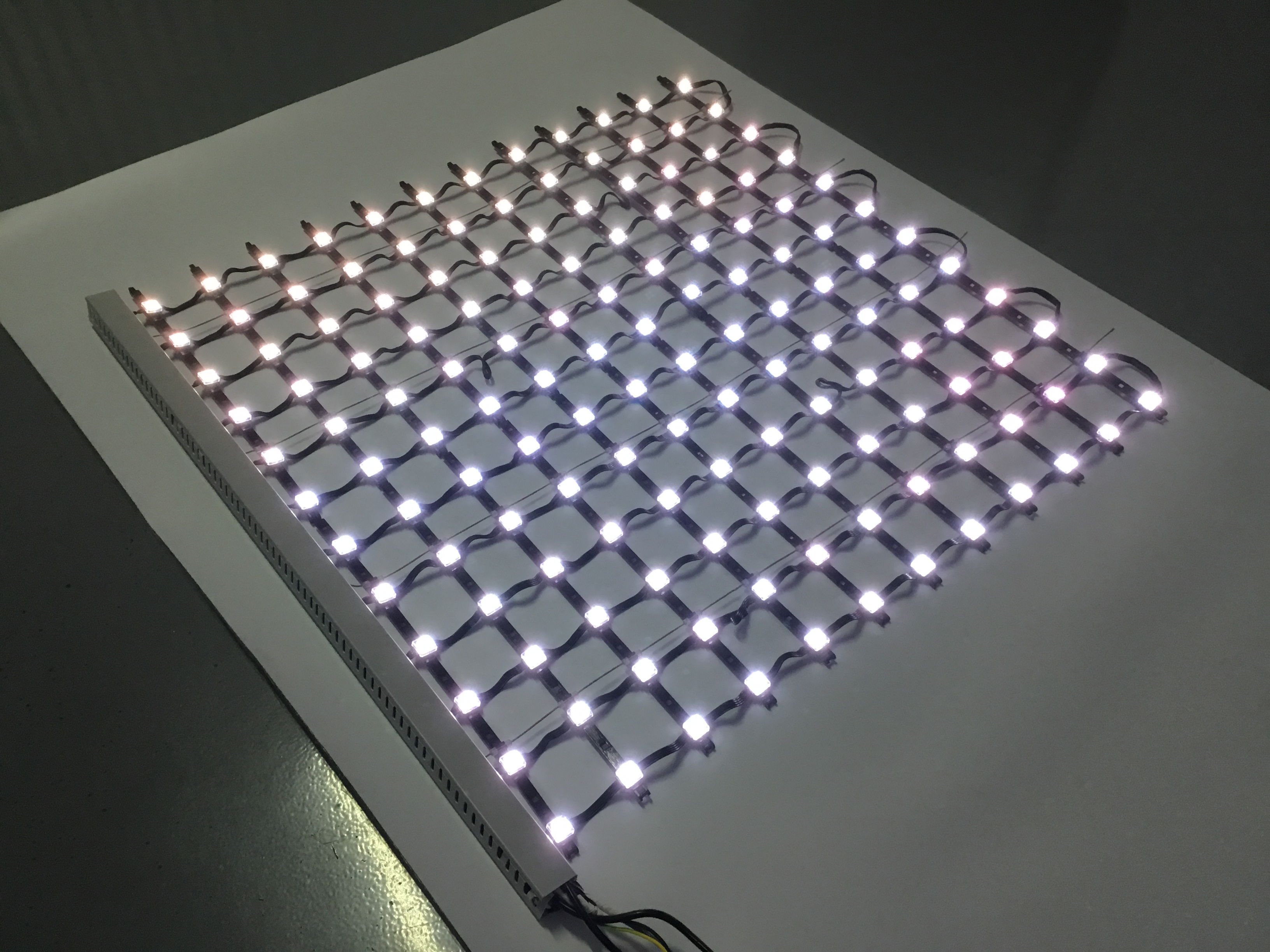 Full-color Outdoor LED Pixel Grid Screen , Waterproof Intelligent Flexible Transparent LED Grid Screen