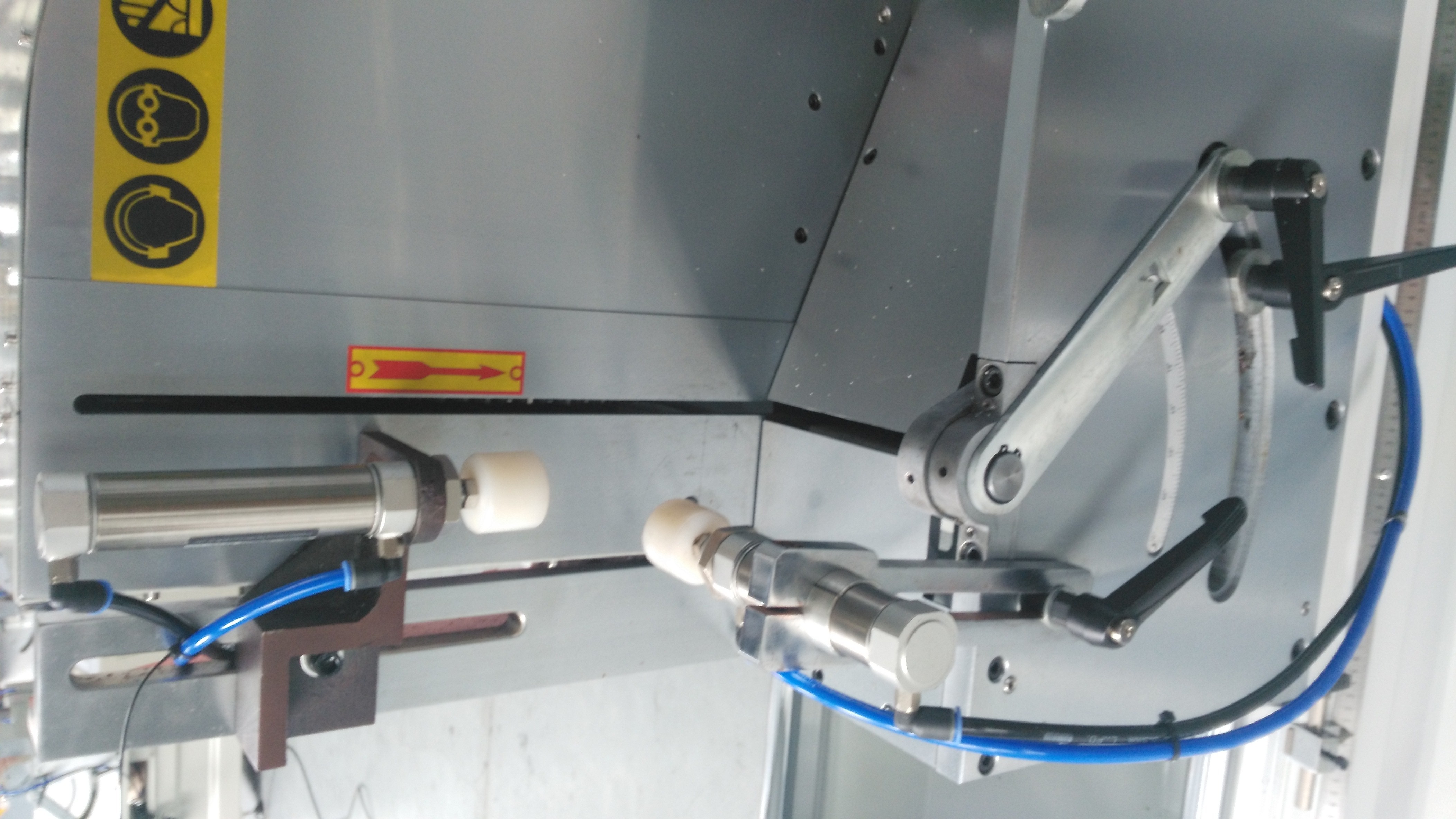 OEM High quality cutting/precision double head saw/aluminium best price cutting/window cutting saw/two head cutter