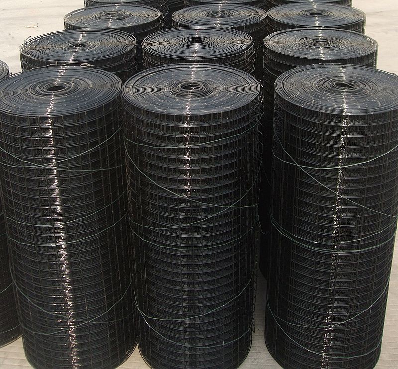 Is Made Of Superior Quality Welded Mesh, With Flat Even Surface And Firm Structure, For Construction, Fencing, Agricultu