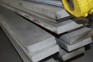 China 304L / 304 Stainless Steel Flat Bar , Hot / Cold Rolled Flat Bar 1.4301 1.4306 wholesale