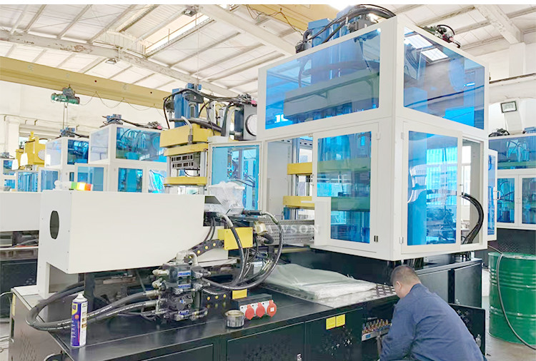 Automatic Plastic Cosmetic Bottle Making Machine Stretch Blow Moulding Machine