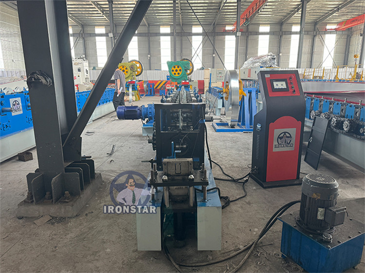 2024 New 41*21 / 41*41 / 41*82mm 3 sizes in 1 Solor bracket roll forming machine in Saudi Arabia