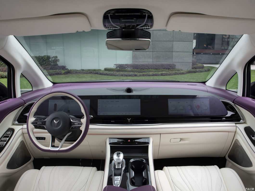 EV Version 7 Seats MPV Voyah Dream Hybrid 2024 New Energy Car