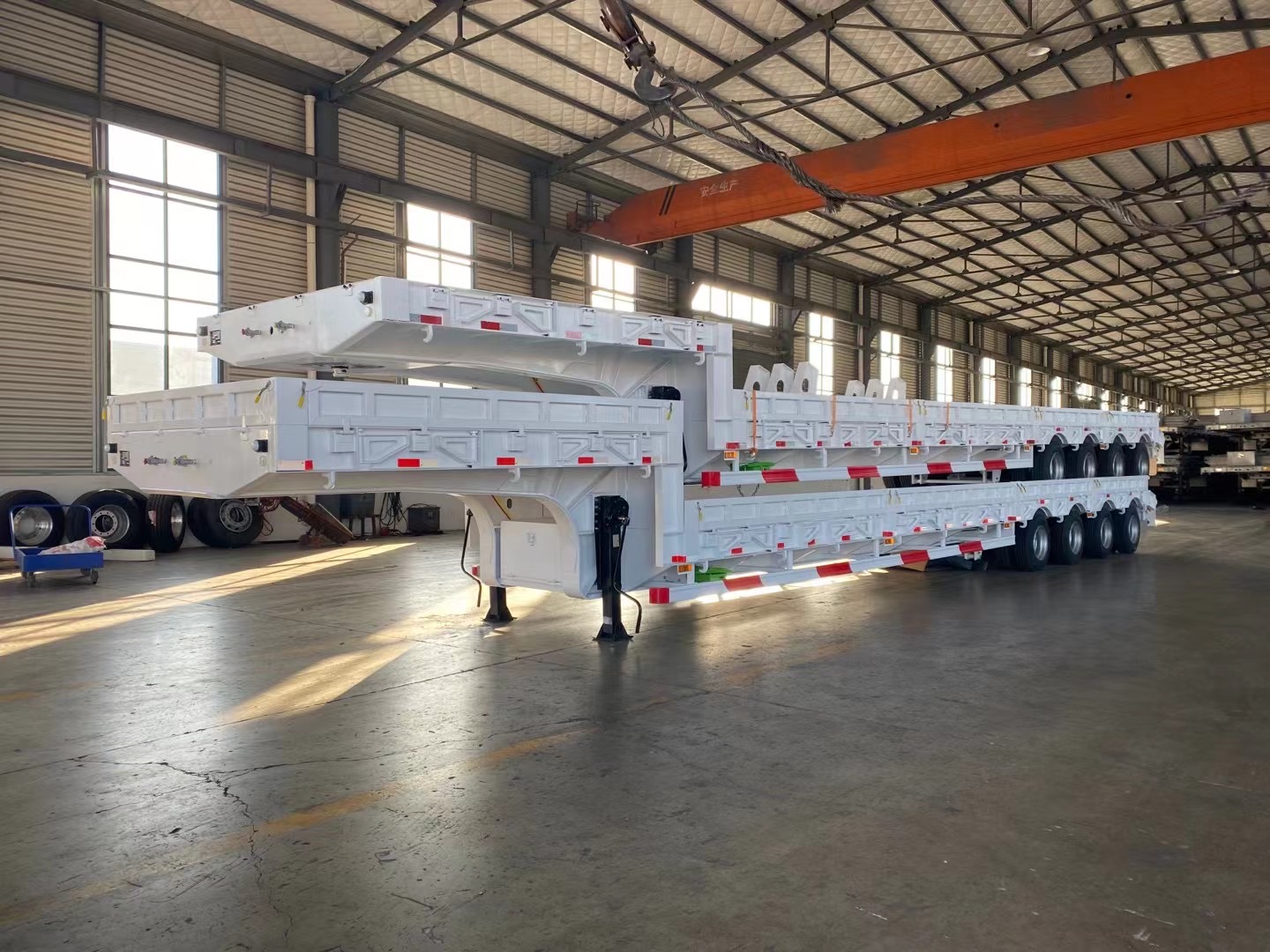 Front Loading Lowboy Trailer 4 axle 120ton Detachable Gooseneck Hydraulic Removable Drop Deck Lowbed Trailer for Kenya