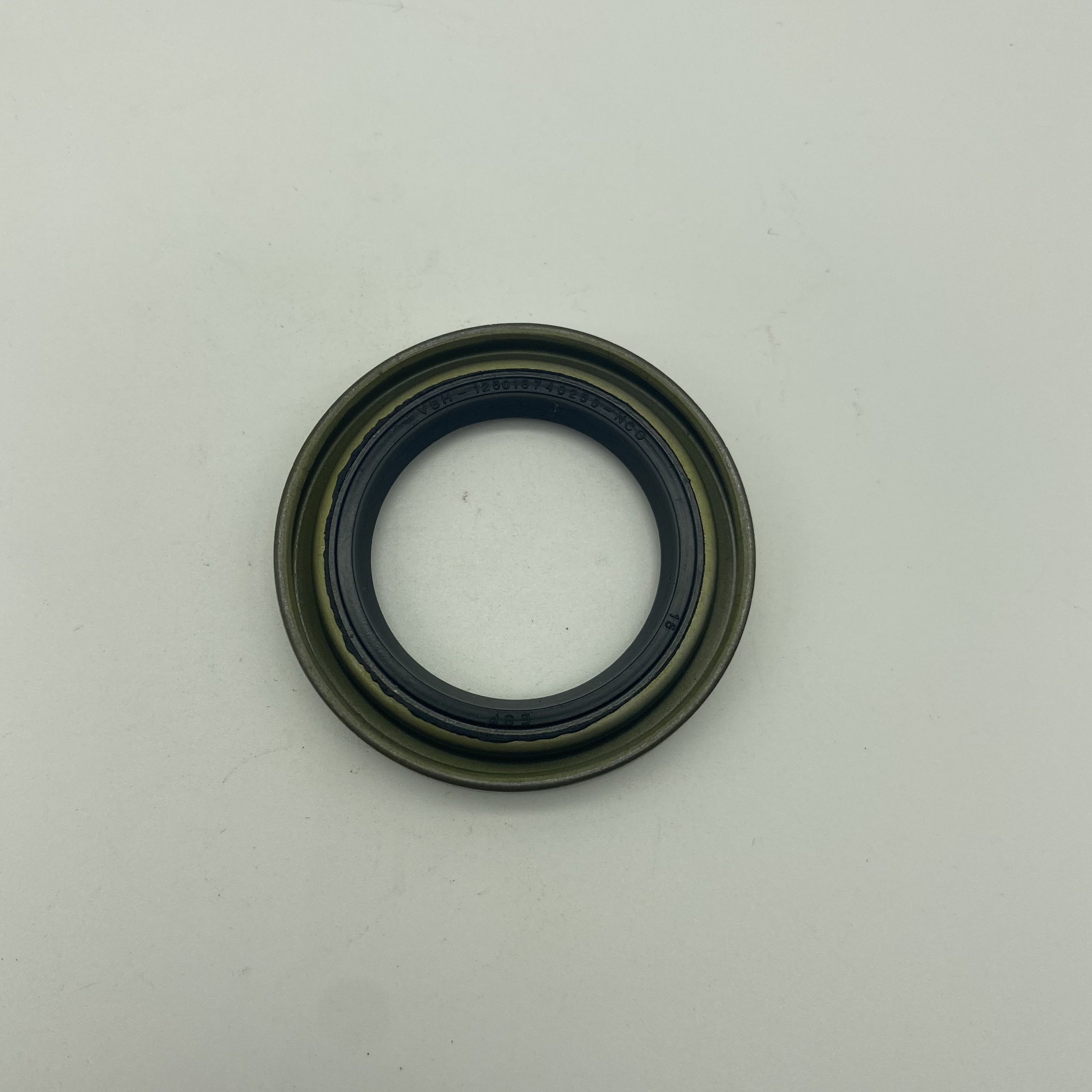 Lawn Mower Parts Grease Seal Oil Resistant GET15755 Fits For Deere 2500A Greens Mower