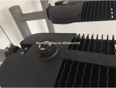 120w New Sword Design Outdoor Applied LED Street Light Waterproof IP66 Black and Grey