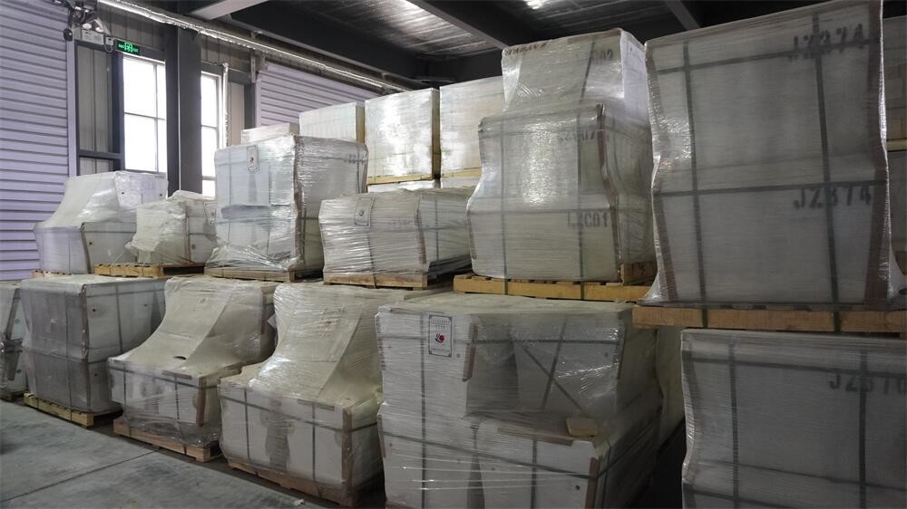 High Mechanical Strength Zircon Mullite Refractory Bricks Sintering Zirconia Mullite Brick For Glass Furnace