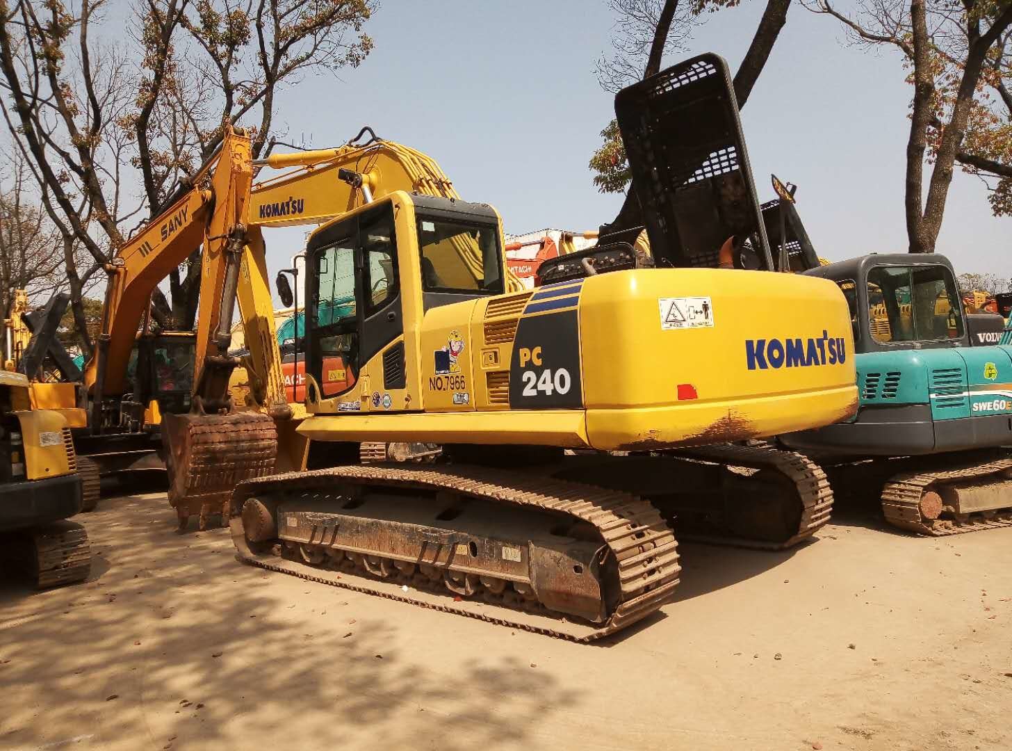 Originla Color Used Komatsu Excavator PC240-8 Used Crawler Excavator