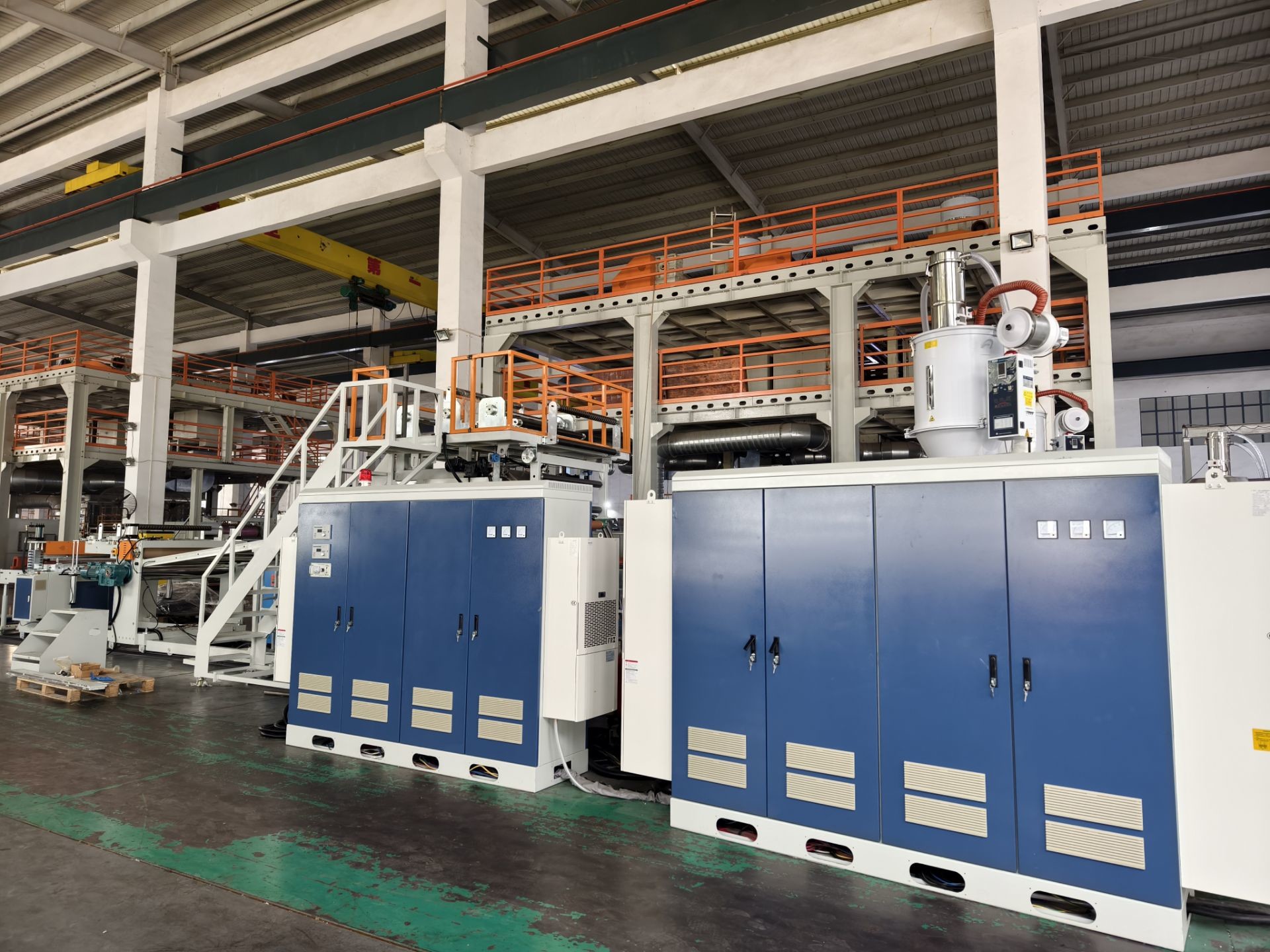 PC ABS Luggage Sheet Extrusion Machine 300-400kgs/Hr