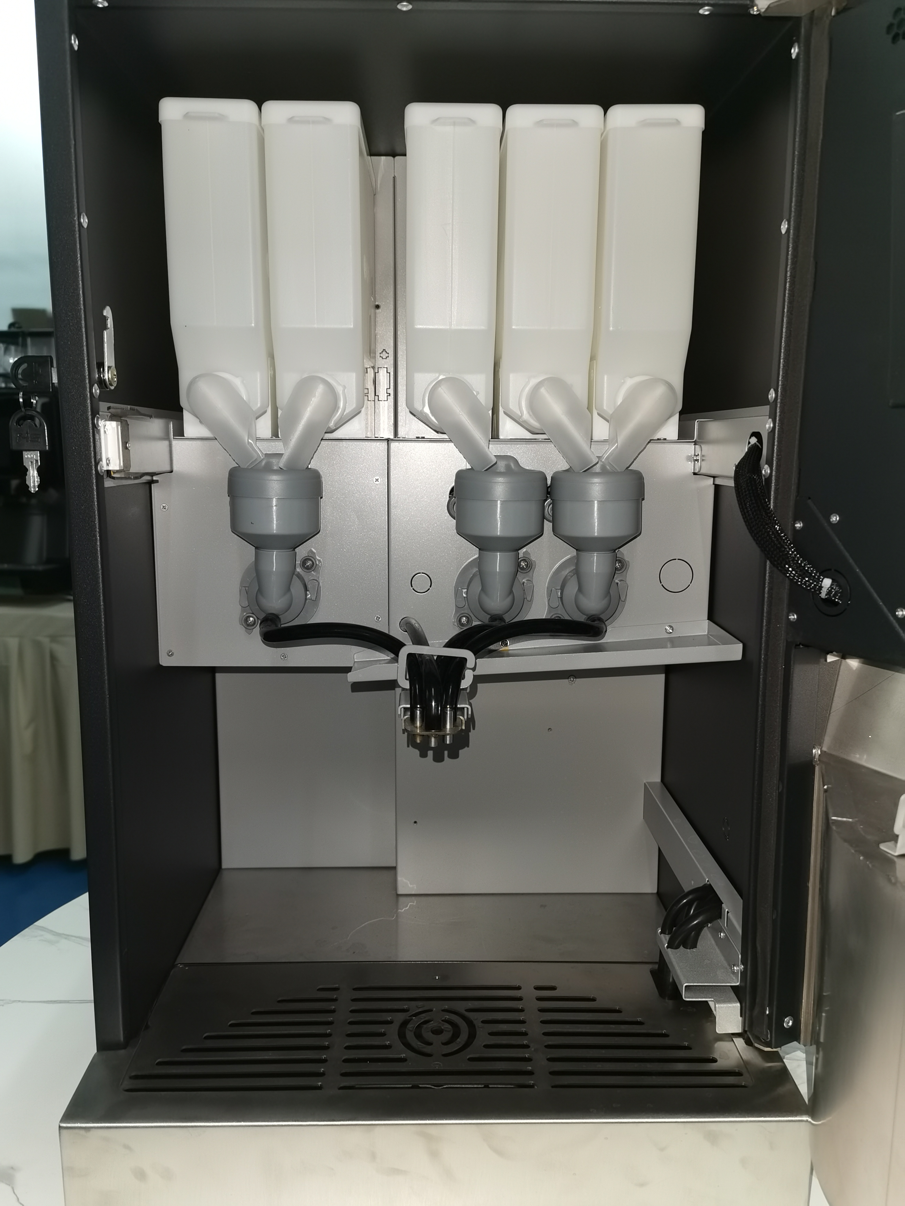 Stainless Steel 201 Automatic Desktop Coffee Vending Machine With Grin