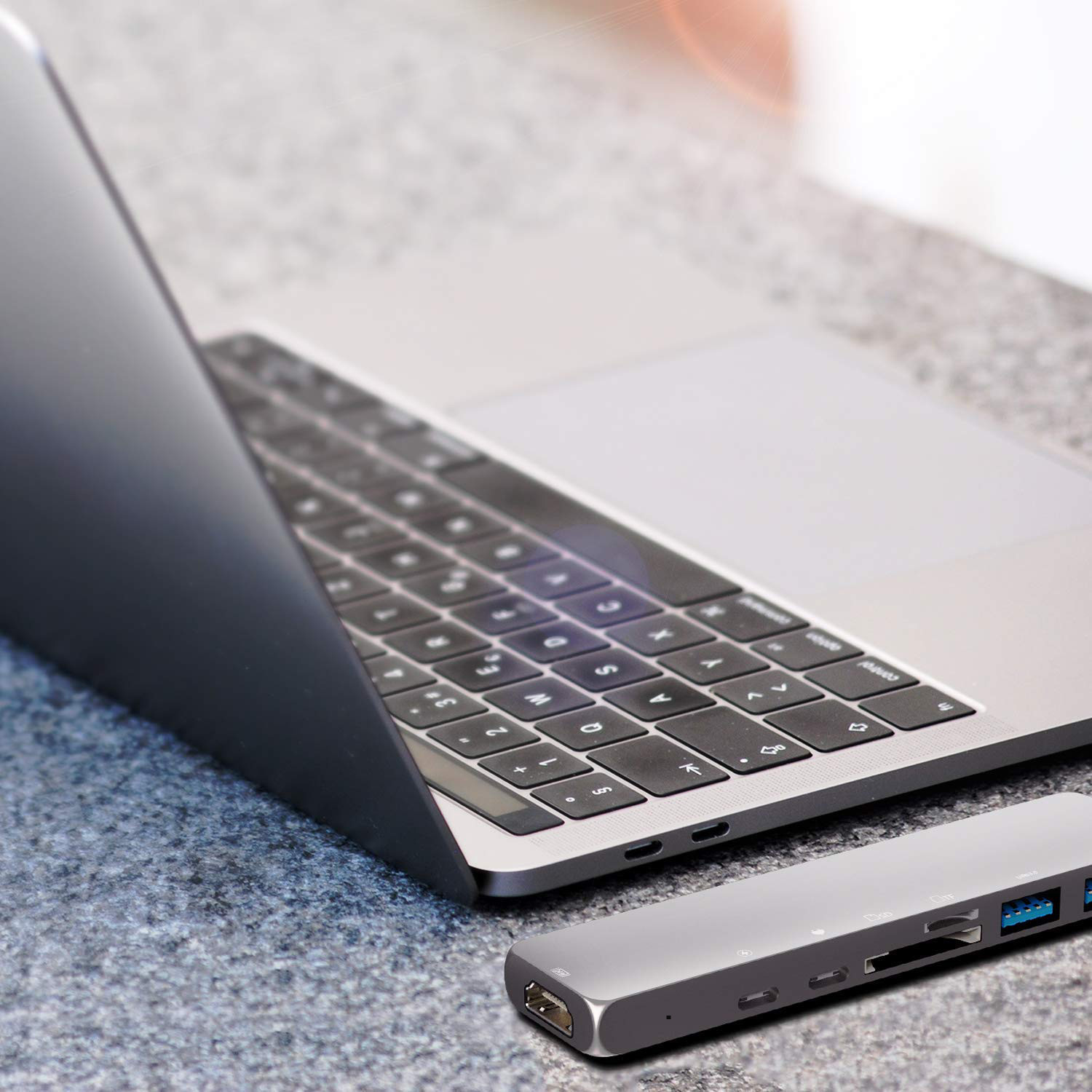 Aluminum Dual USB C Hub Adapter with 4K Video,USB-C PD, 2 x USB 3.0 Ports for 2016/2017/2018 MacBook Pro