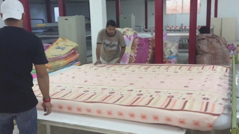 CNC Quilt Making Machine Duvets Foam Mattress Manufacturing Machine