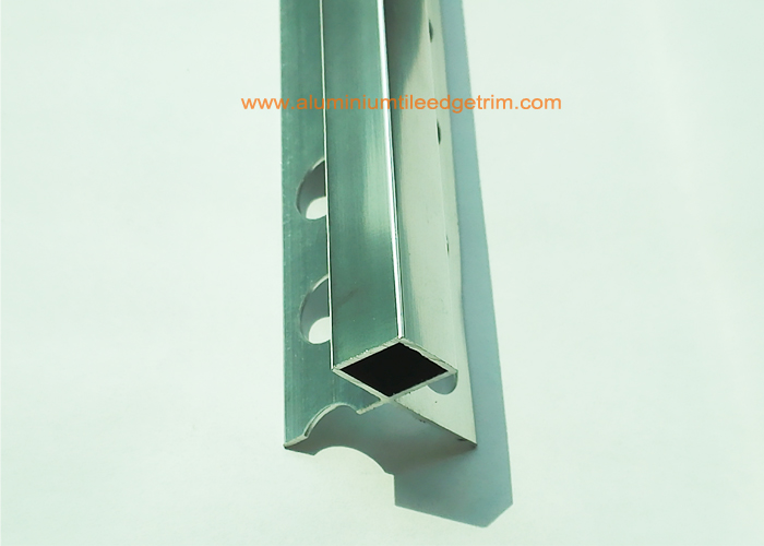 External /  Exterior tile trim for external corners