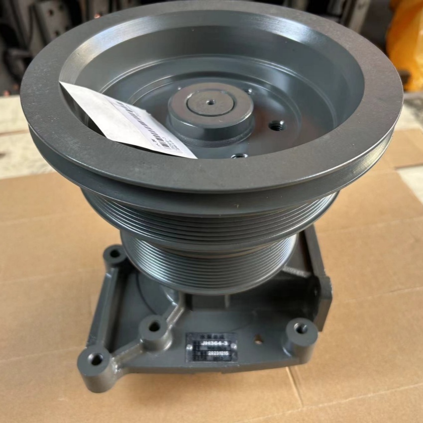 612600061697 Weichai Engine Water Pump Spare Parts for Heavy Duty Truck Maintenance