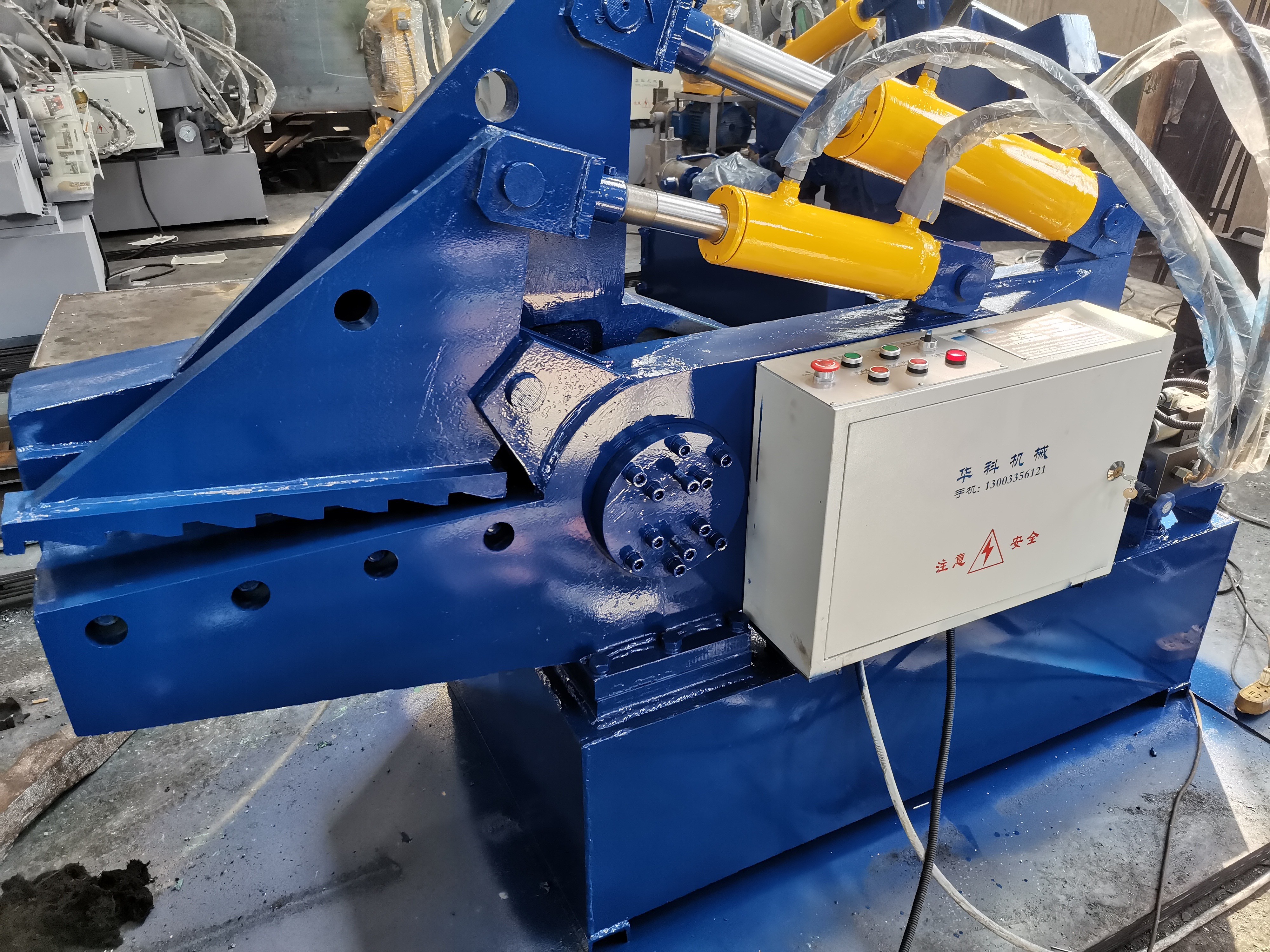 Q43-630 63 Tons Power Blade 600mm Scrap Metal Alligator Shear Hydraulic Scrap Steel Shearing Machine