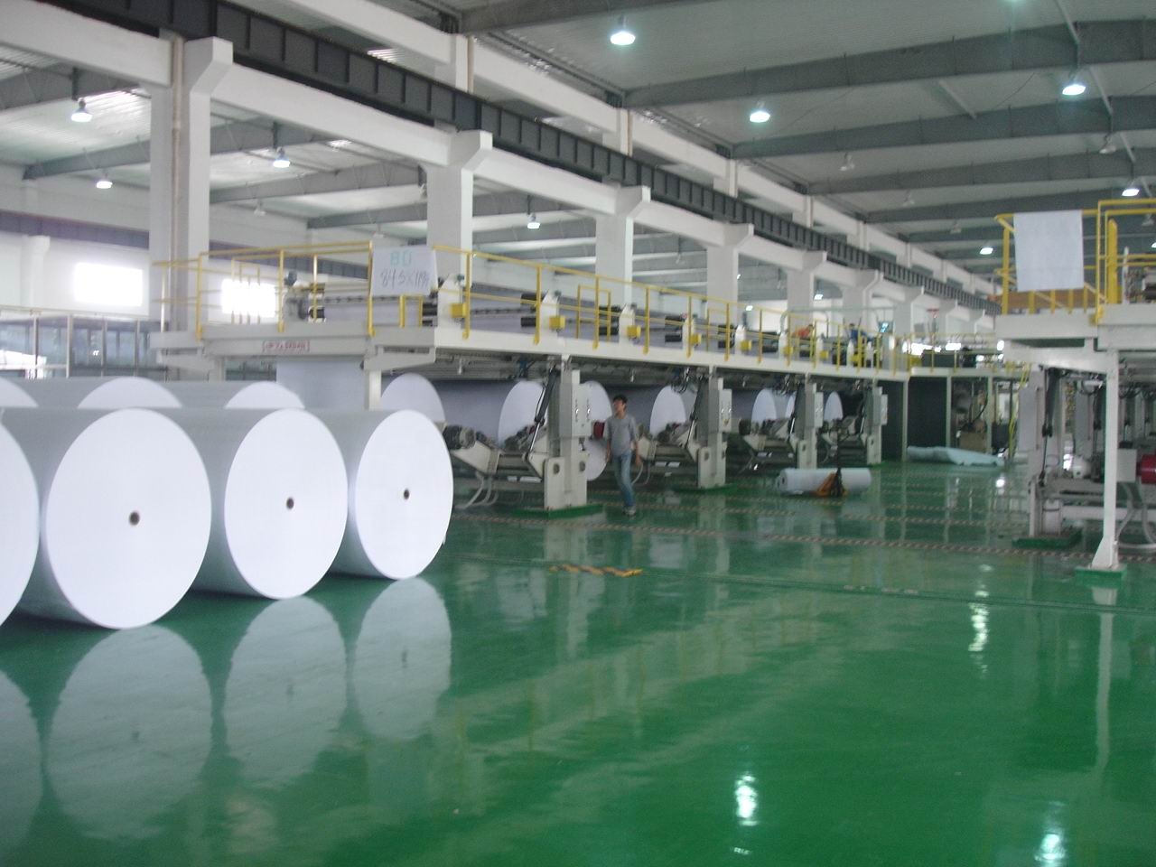 Wood Pulp GC1 GC2 High Bulk Ivory Board Paper 190g-400g FBB for Paper Box Production